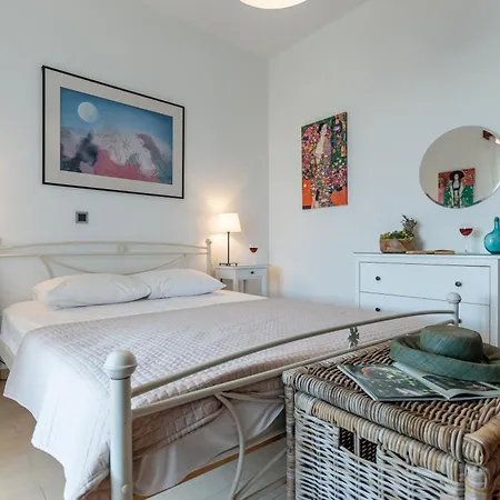 Aurora Naxos * Stelida (Naxos)